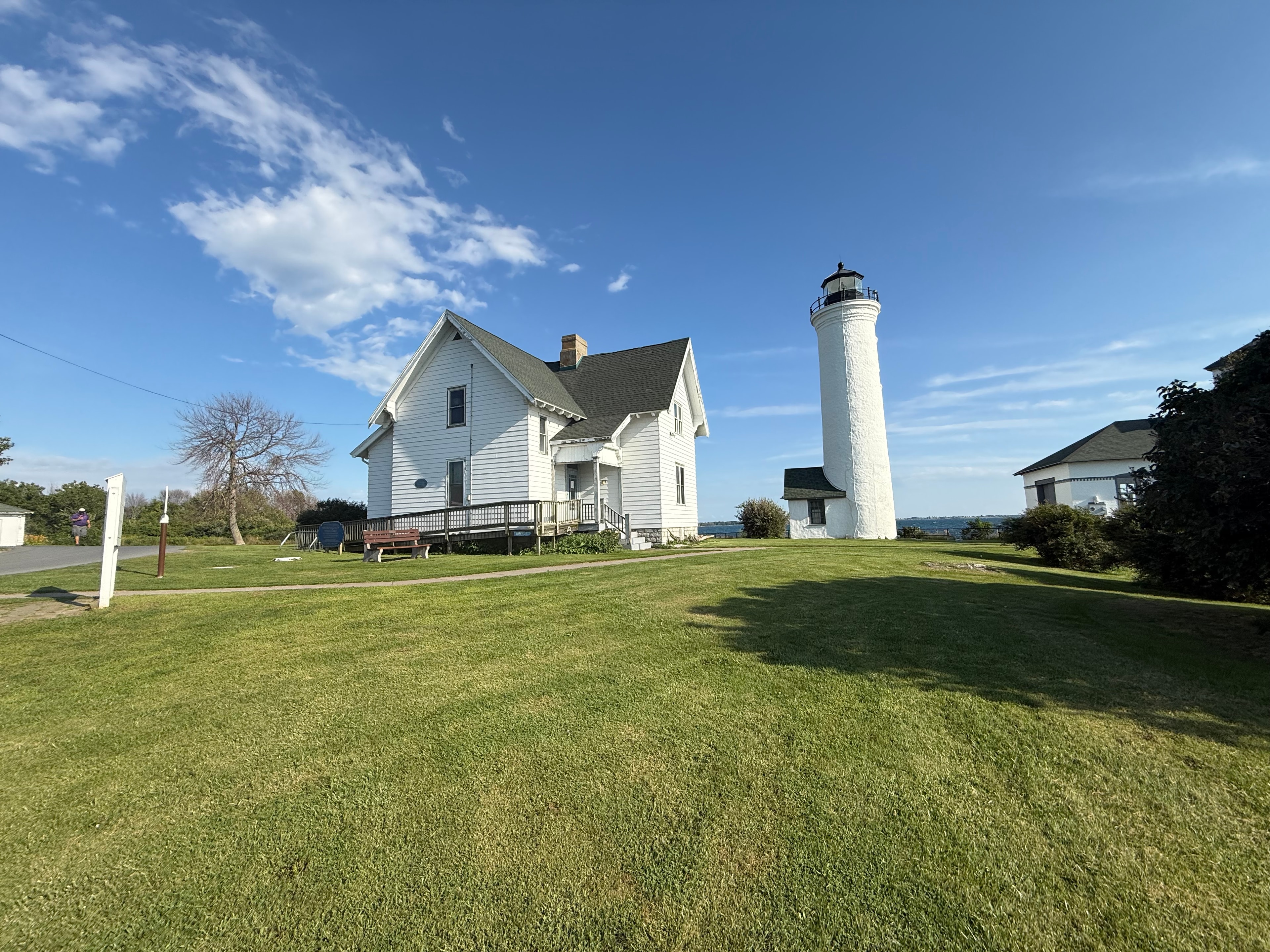 Tibbits Point Lighthouse & Keeper's House