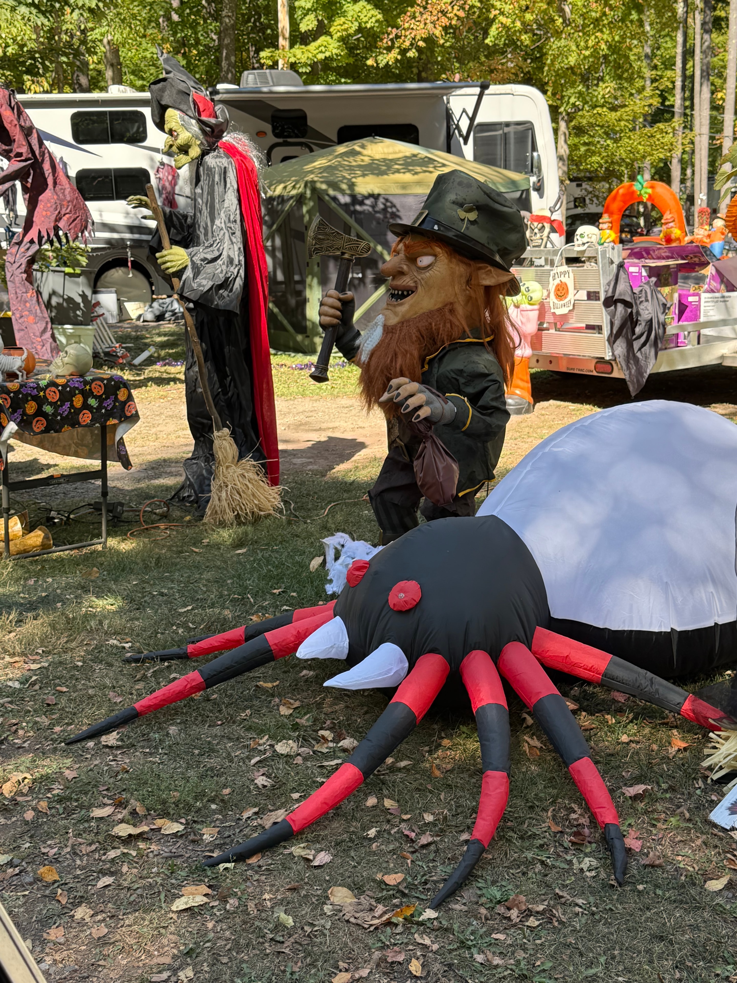 Giant spider and monster decorations
